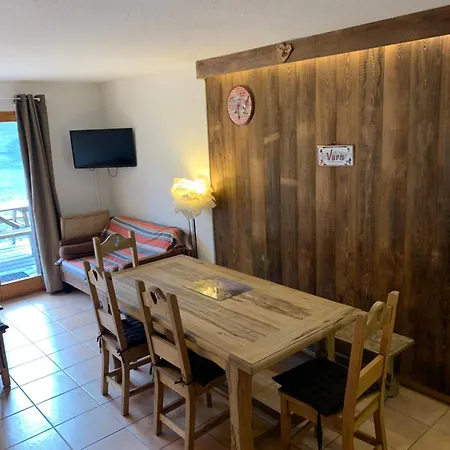 Vars Chalet